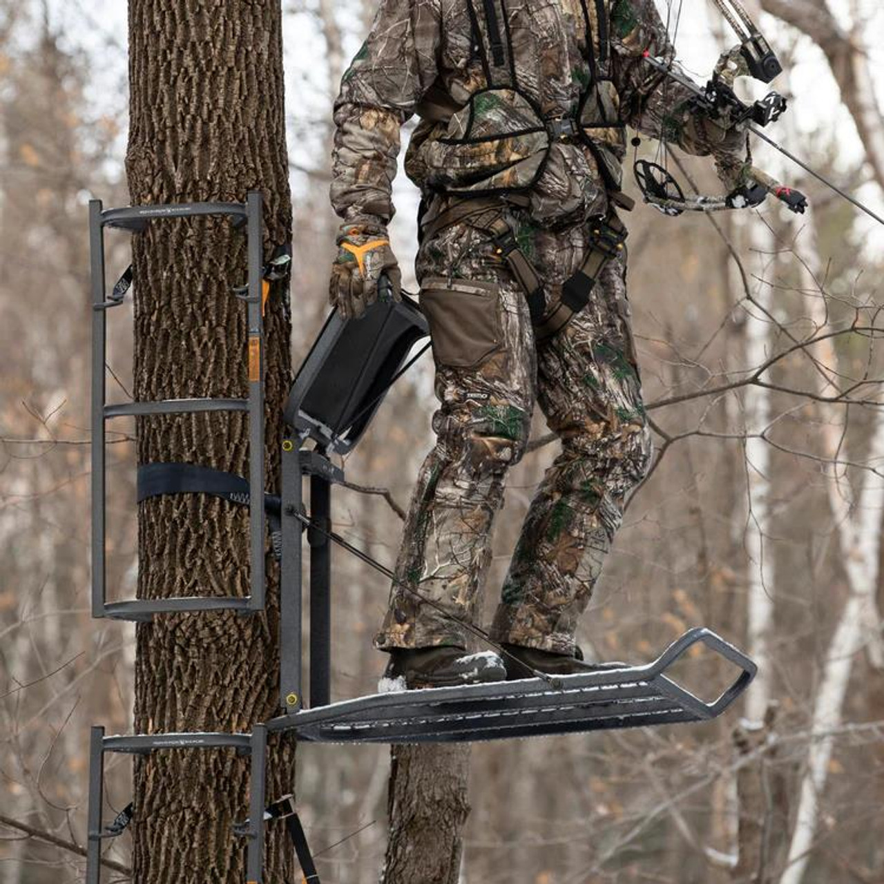 Rivers Edge Rogue XL Hang On Tree Stand (In Store Pick up Only)