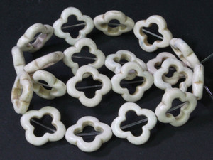 20x20mm White Magnesite Star Flower Beads 15.5" [t351w]