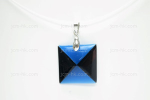 25X25mm Lucite Carved Designer Bead Pendant [z1219]