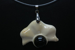 36x28mm Buffalo Bone Designer Bead Pendant with Black Onyx Cabochon [z5614]