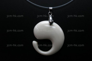 30x32mm Buffalo Bone Designer Designer Bead Pendant [z7020]