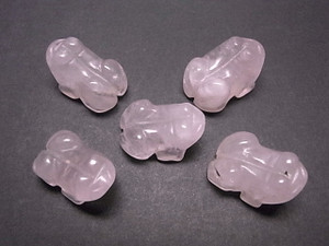 22mm (12mm Thick) Rose Quartz Carved Frog Piece [e2044]