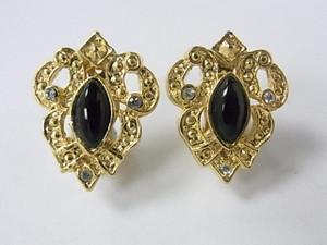 23mm Black Onyx & Cubic Zircon Clips Earring [e1682]