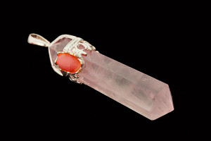 925 Sterling Silver 42mm Rose Quartz Healing Crystal Point Pendant With Coral Cabochon [y736e]