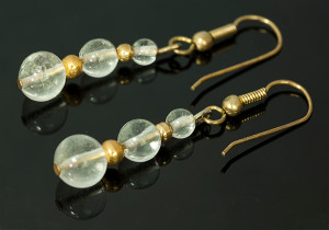 8mm Crystal Round Bead Earring With Gold Earwire [y342c]