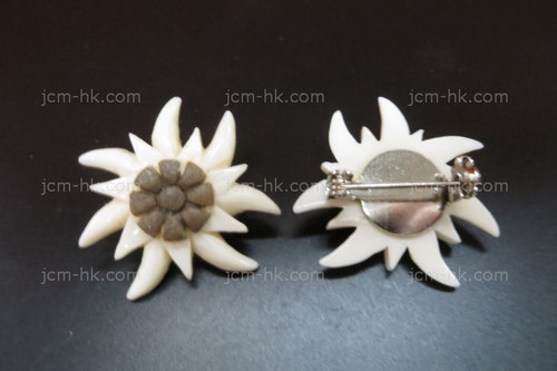 18mm Buffalo Bone Flower Brooch [z1901]