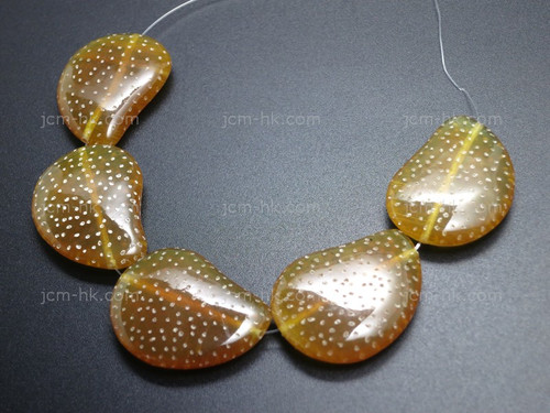 20x28mm Amber Horn Bean Beads Fully Drill 5pcs. [z2080]