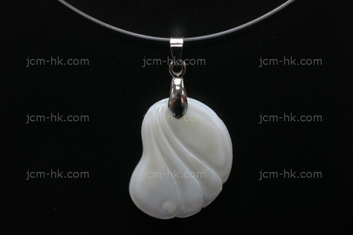 22x30mm Mother of Pearl Carved Designer Bead Pendant [z5166]