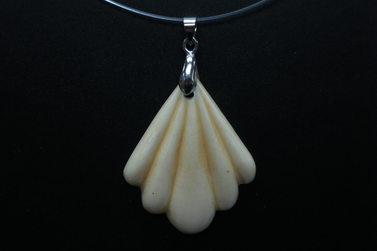 30x38mm 'Buffalo Bone Carved Designer Bead Pendant [z5395]
