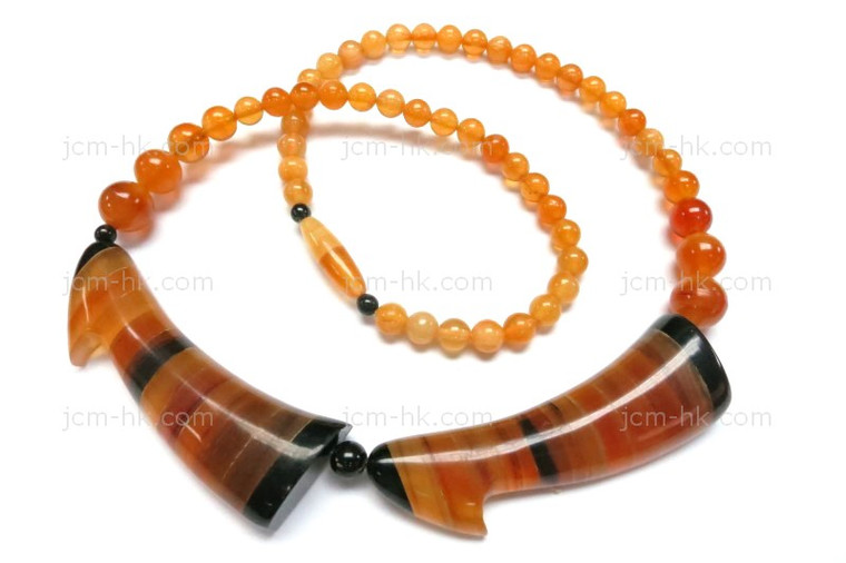118x20mm Amber Horn Necklace 18" [z7710]