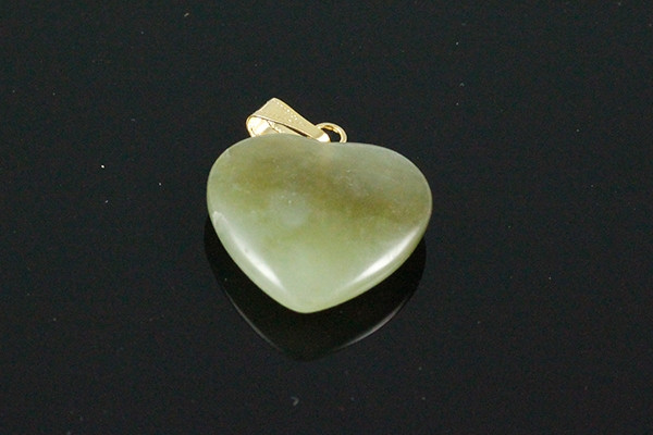 24mm Shanghai Jade Puff Heart Pendant [e2066]