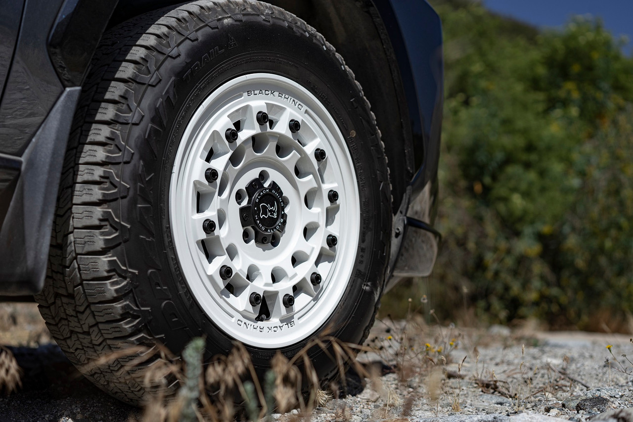 Black Rhino Hard Alloys Fuji 17x8 6x5.5 (6x139.7) Gloss White