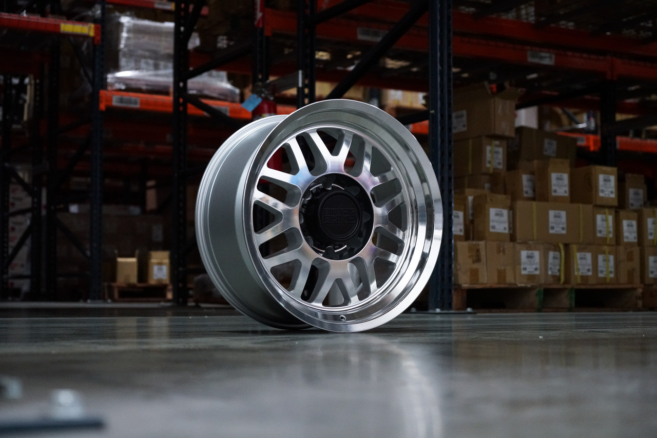 18x9.5 Gloss Silver W Mirror Face&Lip Black Rhino Hard Alloys