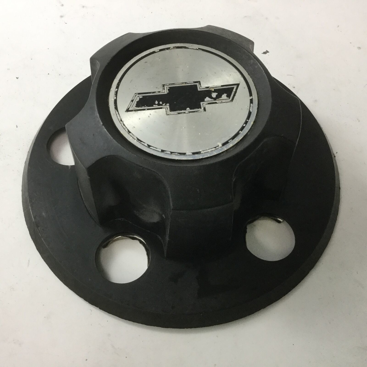 1985-1995 Chevy Astro Van S10 OEM Black Center Cap 15594372 01447