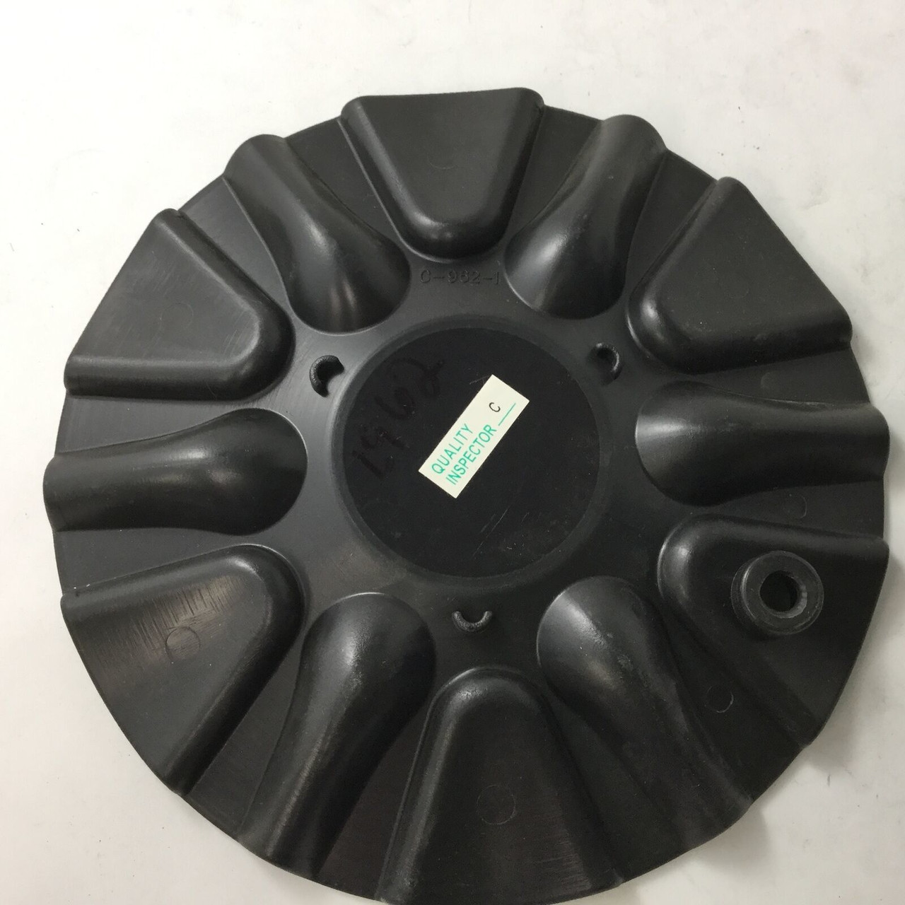 Player Black Wheel Center Cap C-962-1