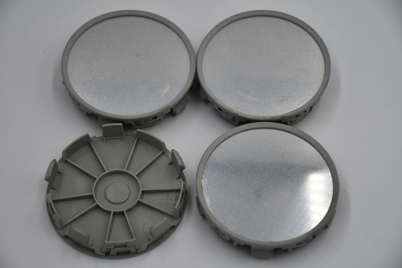 Set 4 Silver 10 Clip Sparkle Silver w/ Silver Lip Center Cap Hub Cap T29Sx4 68mm