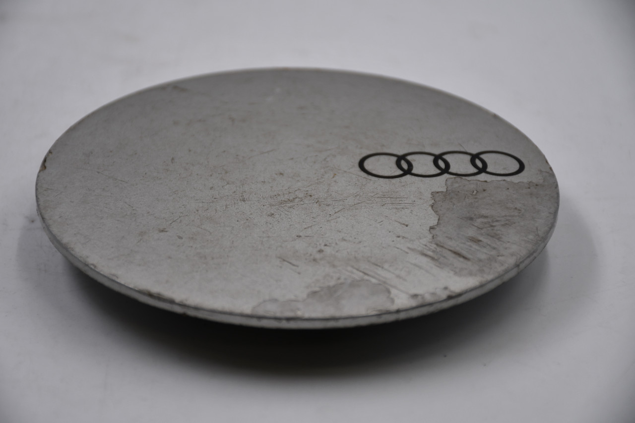 Audi Grey Wheel Center Cap Hub Cap 811 601-165B 5.35" OEM Audi