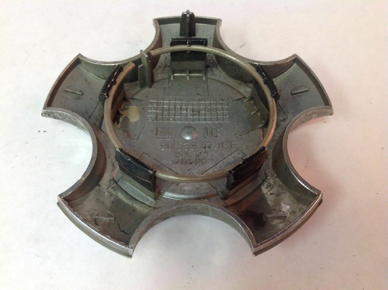 97-99 Cadillac Catera Factory OEM Chrome 16" Wheel Center Cap 90538078 CA46D