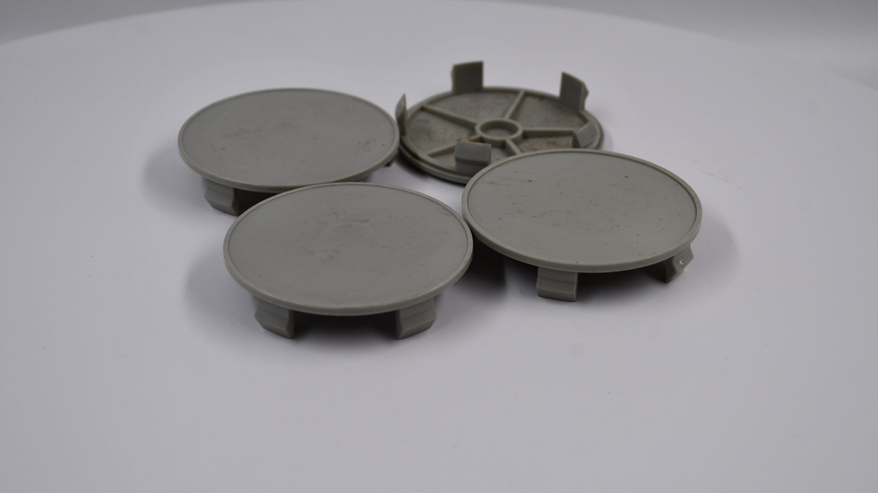 Set 4 64mm Generic Silver Snap In Center Caps Hub Cap 5 Clips
