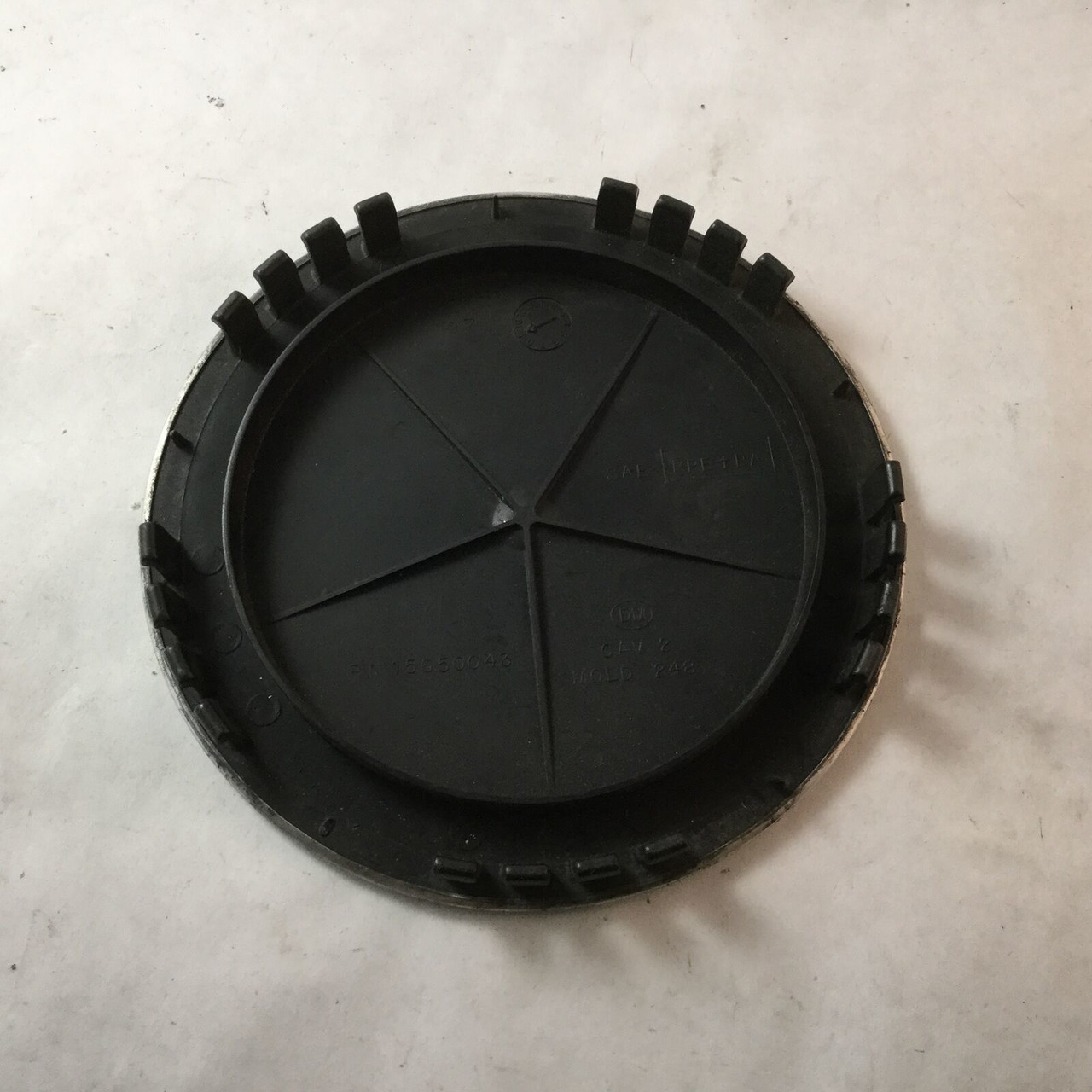 92-99 GMC Suburban Factory OEM Machine Wheel Center Cap 15650043 GMC73