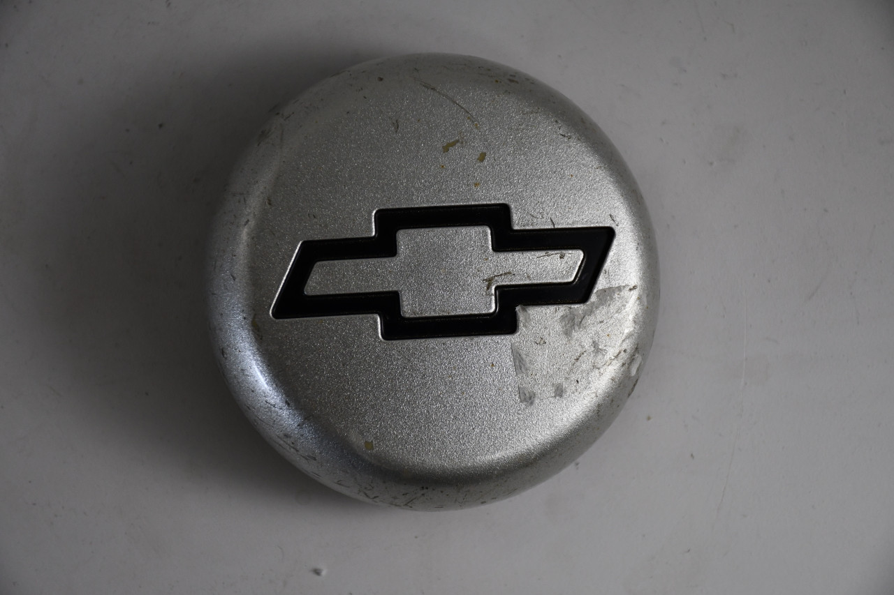 Chevy Silver/Black Gray logo Center Cap Hub Cap 15661030-J2 3"
