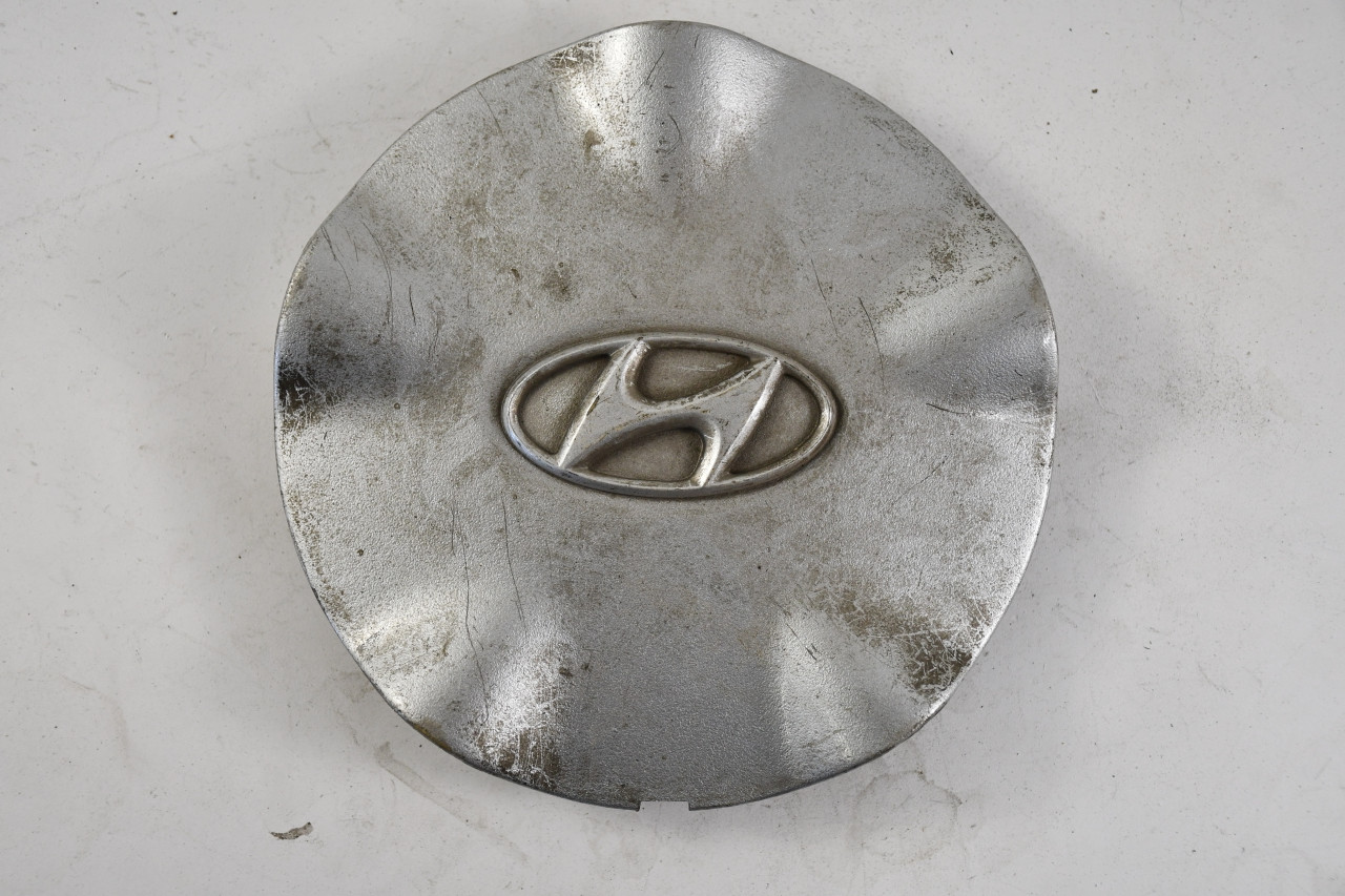 Hyundai Gray Center Cap Hub Cap 52960-27610 6.125"