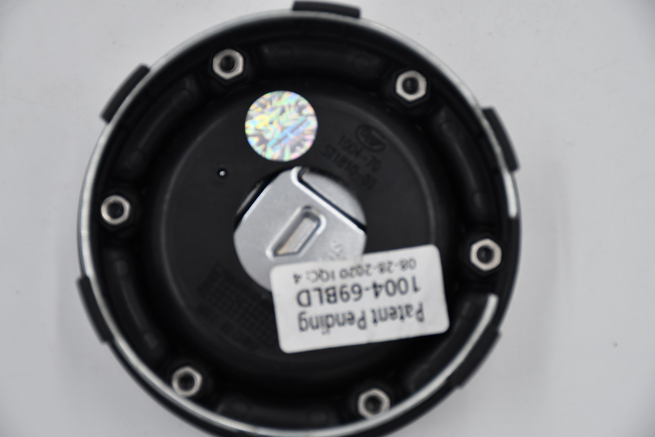 Fuel D679 D700 D697 D689 D831 Black/Chrome Wheel Center Cap 1004-69BLD 1004-70