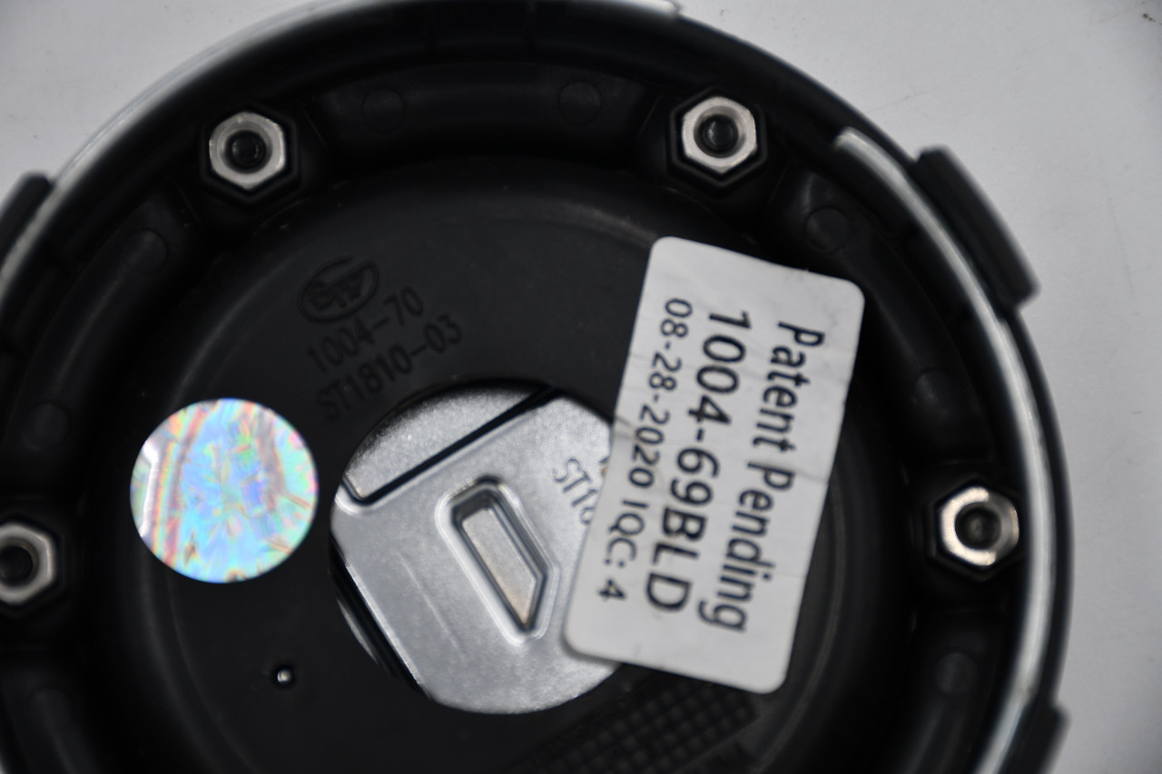 Fuel D679 D700 D697 D689 D831 Black/Chrome Wheel Center Cap 1004-69BLD 1004-70