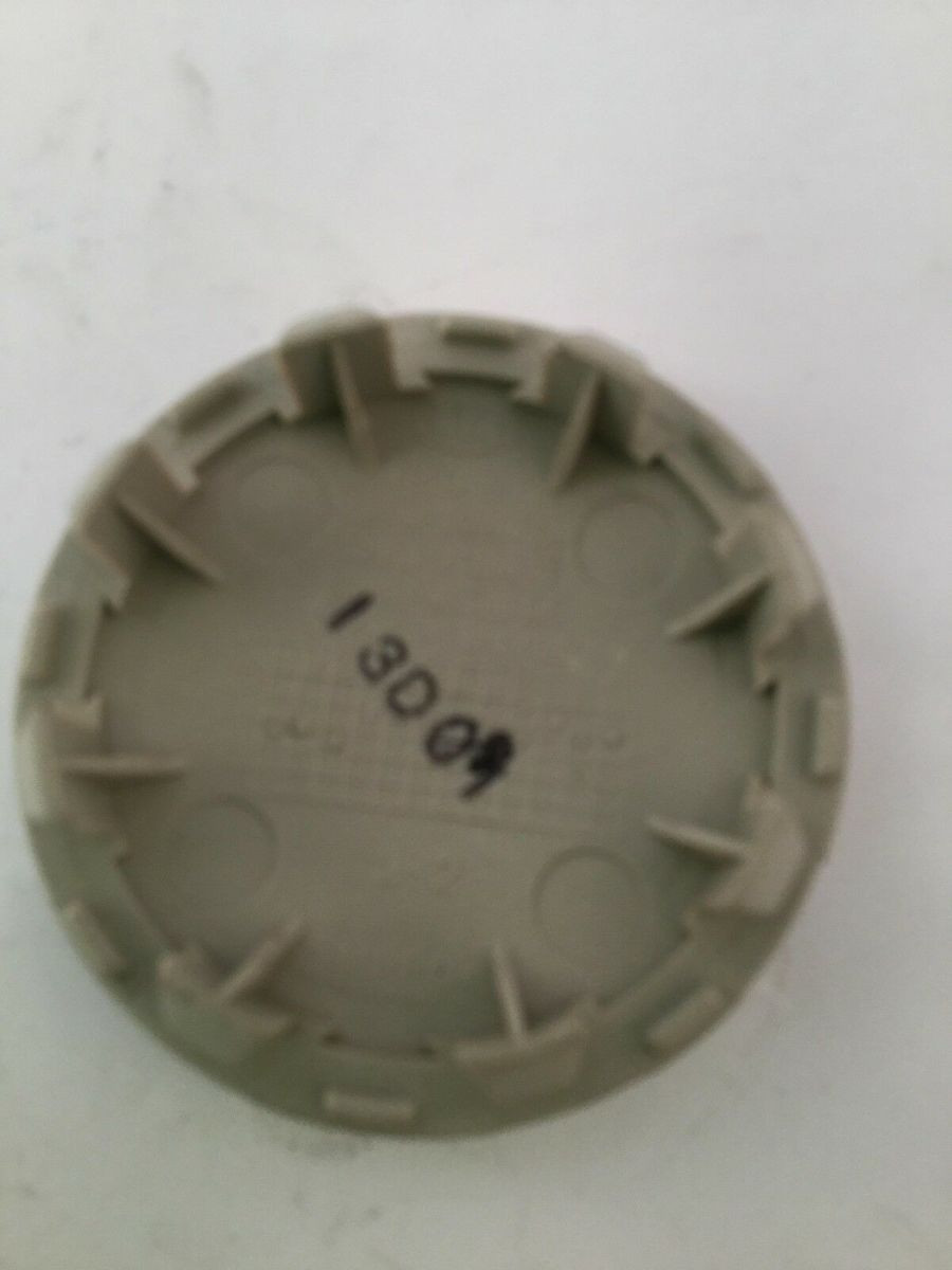 Kia Optima Soul Factory OEM Wheel Center Hub Cap Silver 2.25" 52960