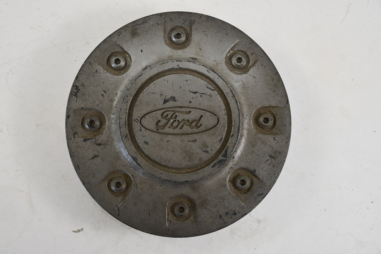 Ford F17A-1A097-DA Dark Gray Center Cap Hub Cap 6.310" Dia2