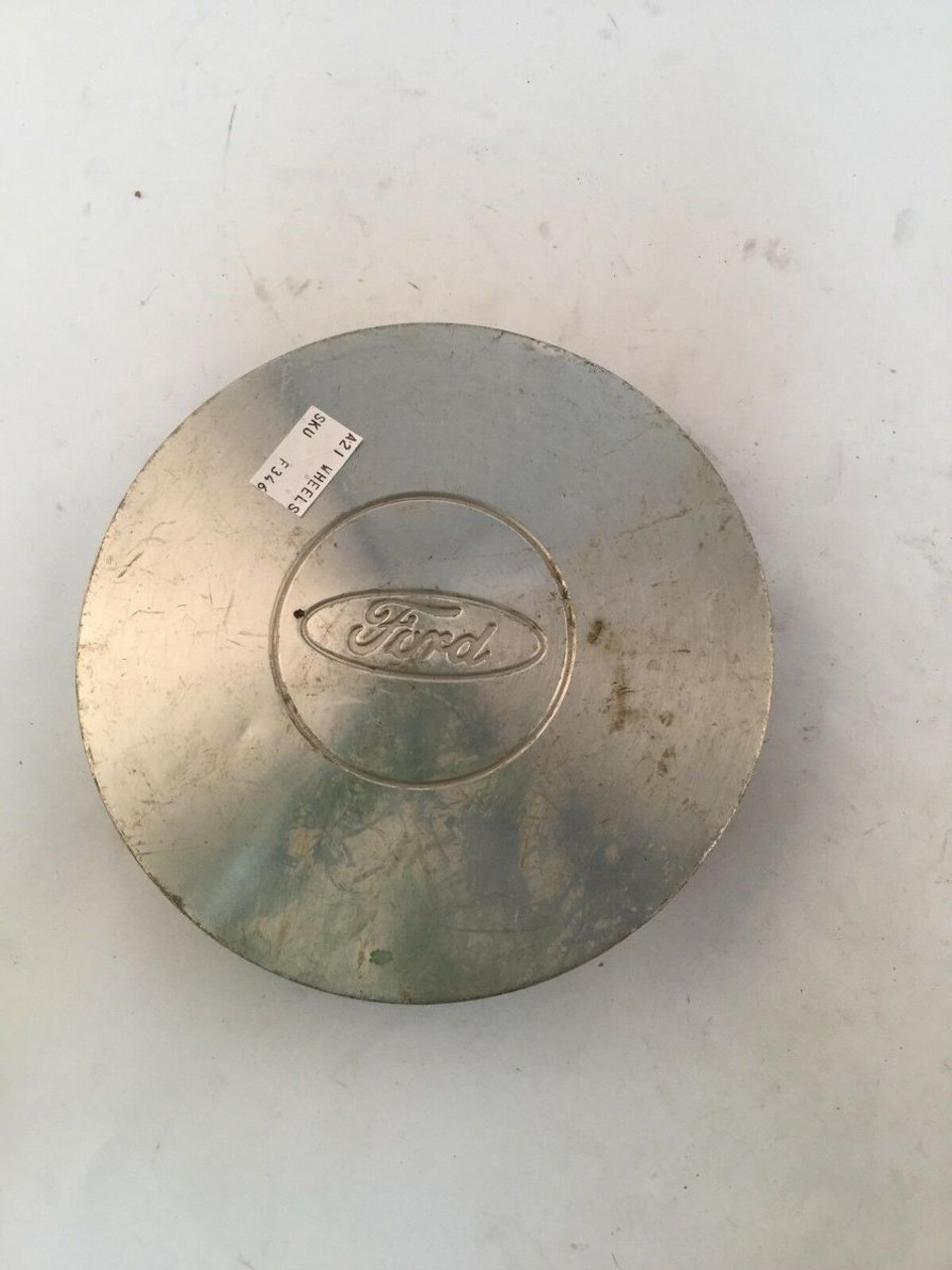 95-97 Ford Crown Victoria Factory OEM Wheel Center Cap Silver F17A-1A097-AA F347