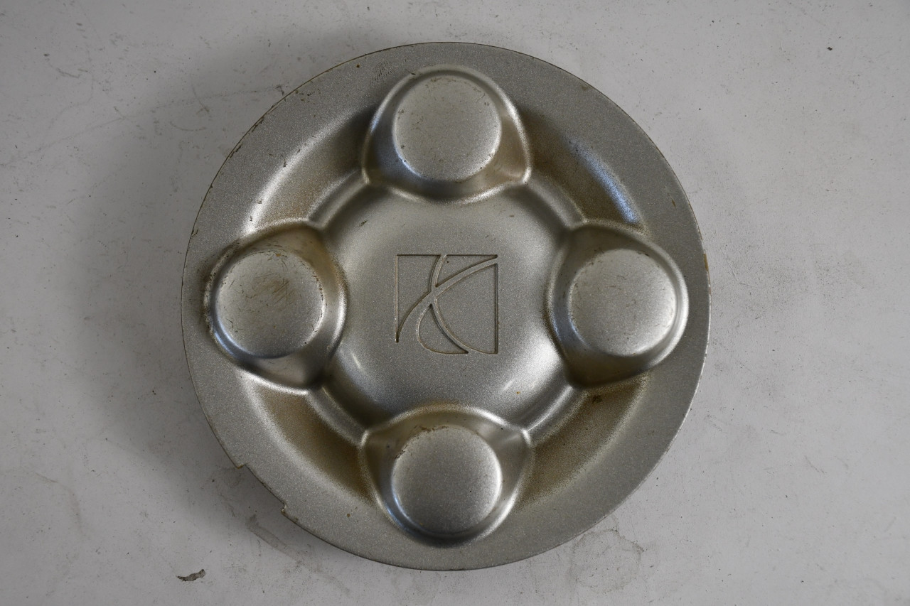 Saturn Gray Center Cap Hub Cap 9594689 6"