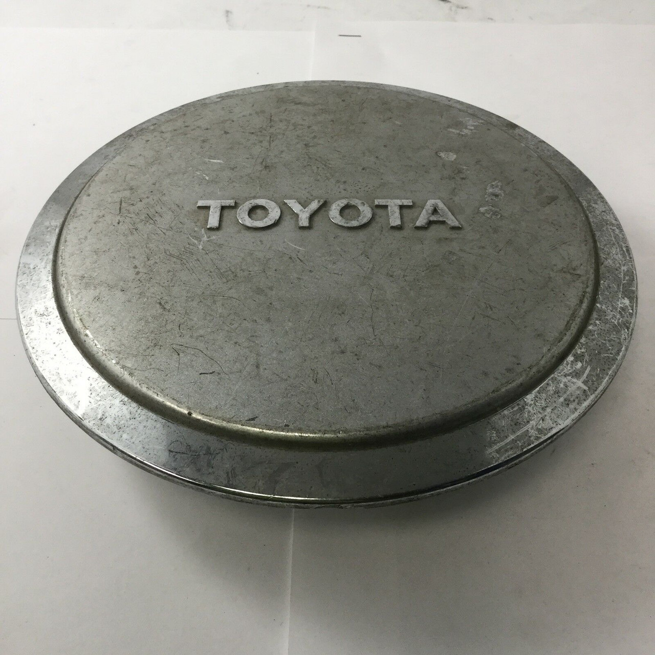 Toyota Factory OEM Wheel Rim Center Hub Cap Silver Chrome 7.75" Diameter TO195