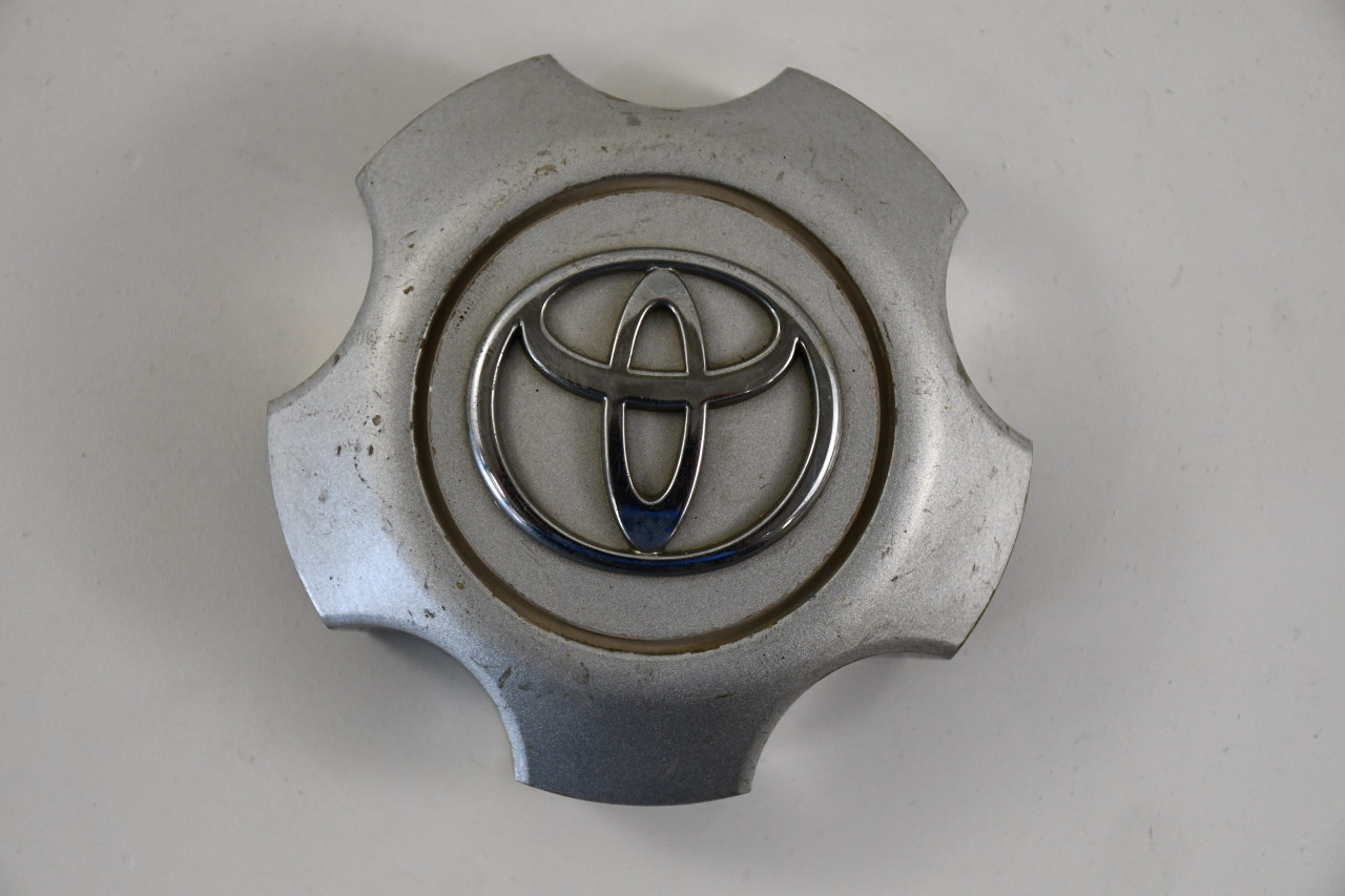 Toyota Silver/Chrome logo Center Cap Hub Cap TO106 3.650"