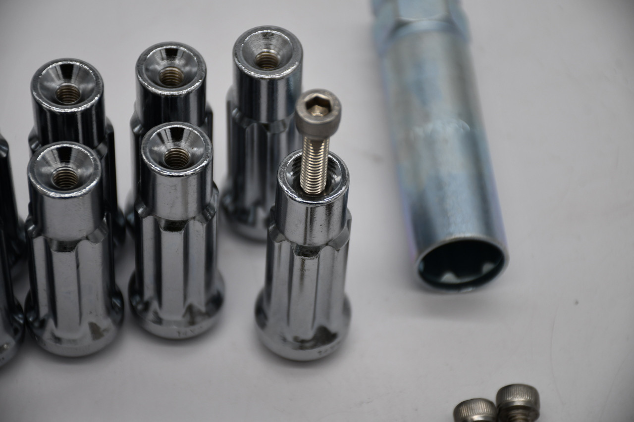 Set 8 RO Lug Nuts RO1415L-8 Fits M14x1.5 Studs allows for Center Cap to be screwed on Works with Ro Center Caps