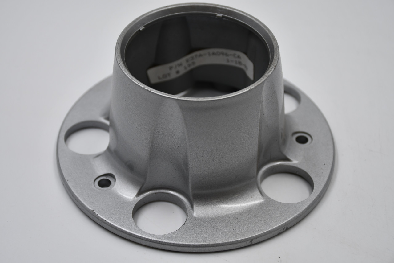 Ford Silver Wheel Center Cap Hub Cap E37A-1A096-CA 5.875" OEM Ford 5 Lug Open No Ornament