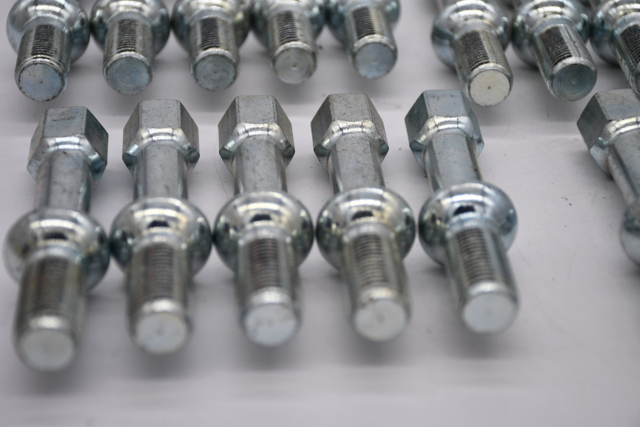 M14x1.5 Lug Bolts Ball Seat Extended Length 14mmx1.5 27mm Thread for Mercedes