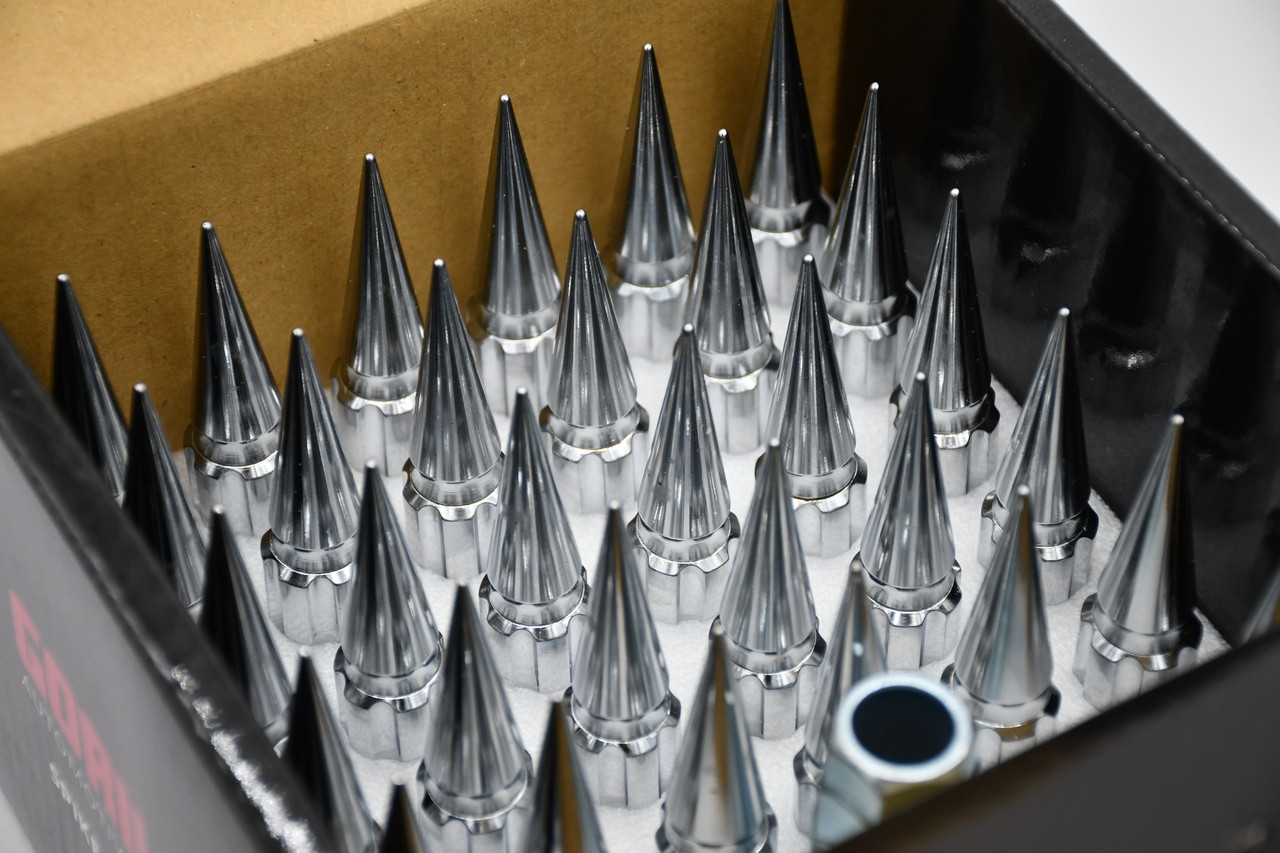 Gorilla Spike Lug Nut Kit M14-1.50 Chrome 32 Lugs and One 1378SPK-KEY