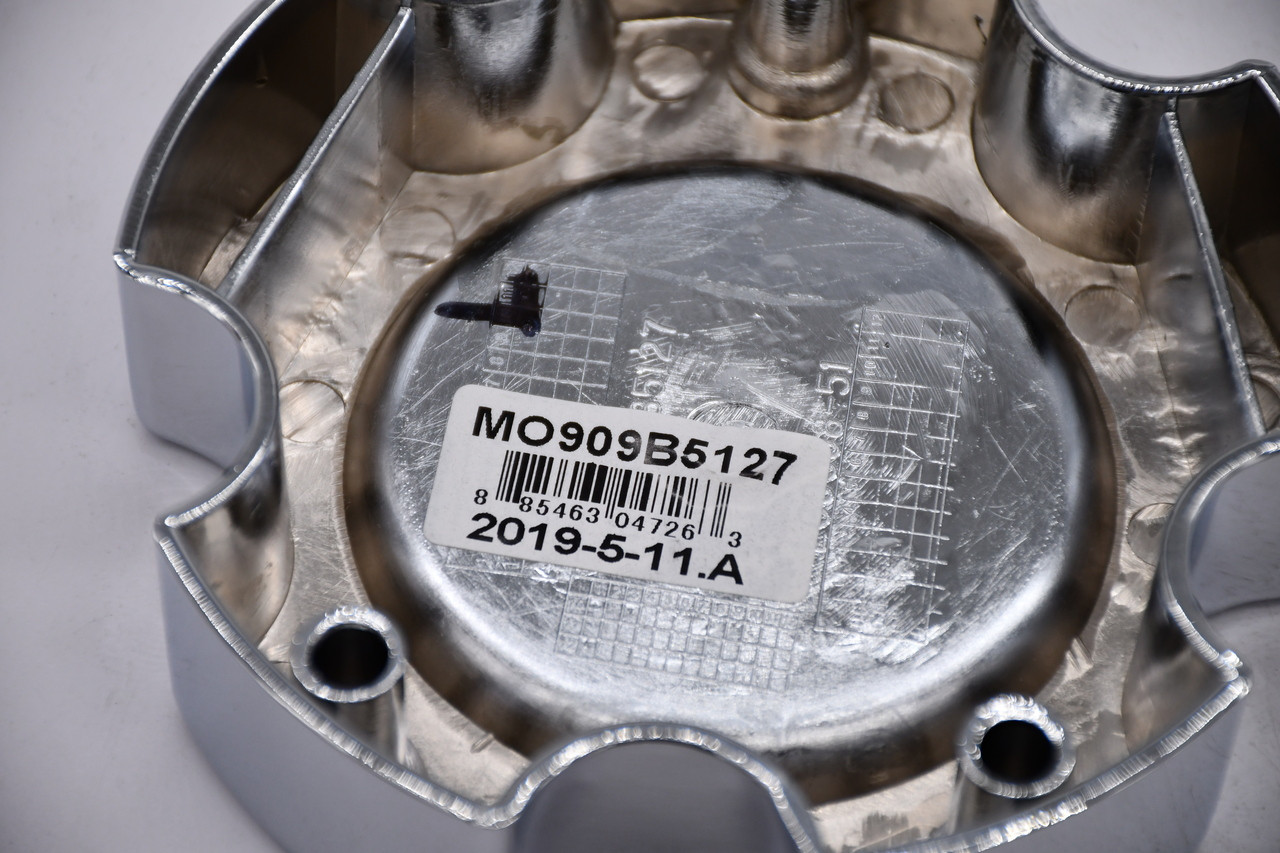 Moto Metal wheel center caps