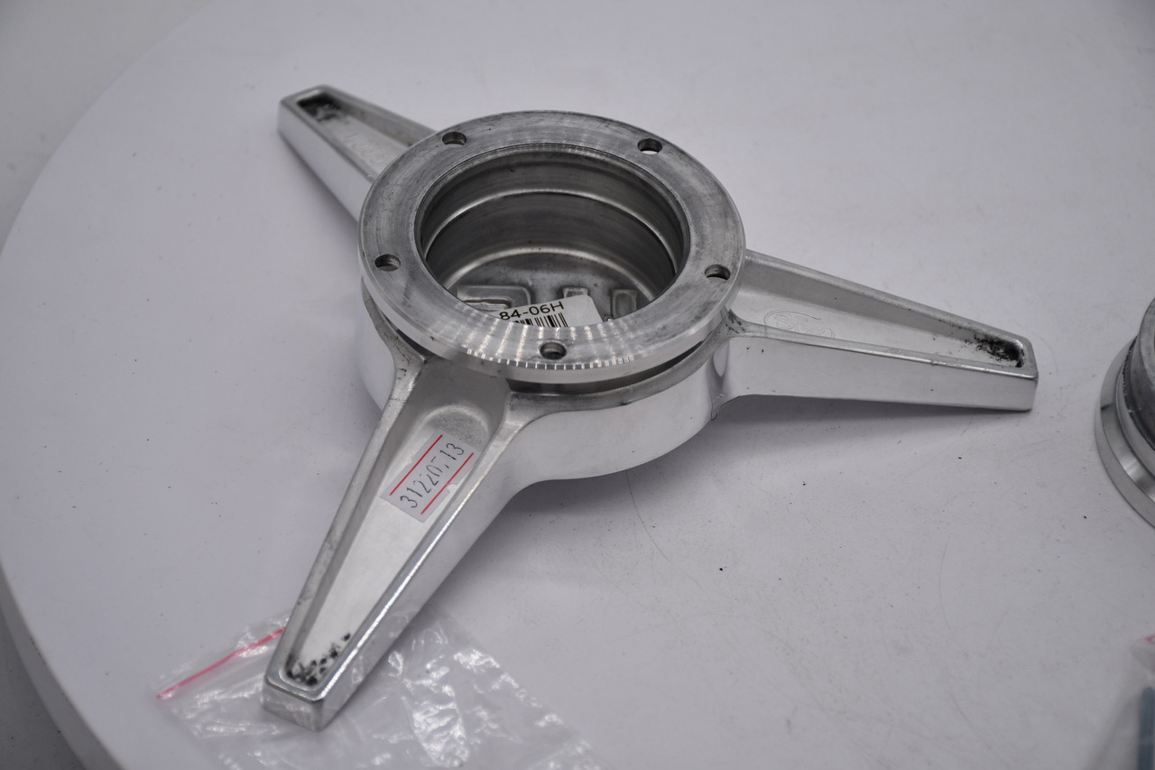 US Mags Polished Wheel Center Cap Hub Cap 1003-84-06H Tri Bar Knock Off Assembly for US Mags