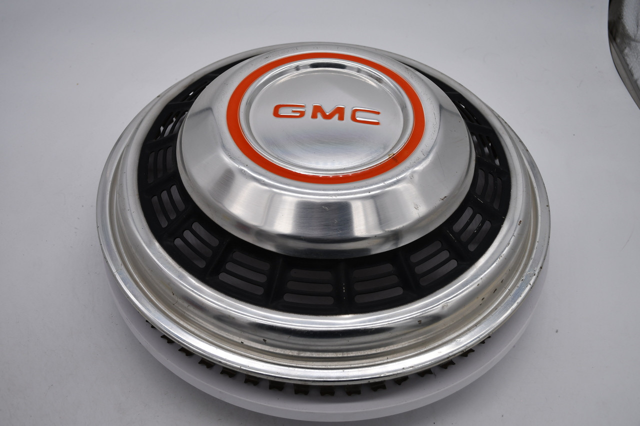 GMC orange logo center cap GMCDUALLYCAMPERVAN