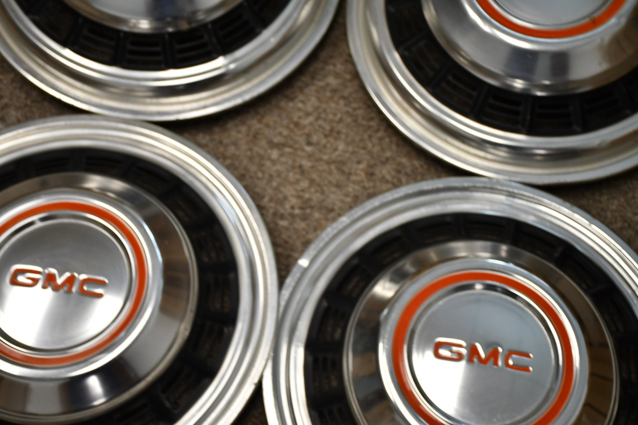 GMC Orange Logo Wheel Center Cap Hub Cap GMCDUALLYCAMPERVAN 16" 75-86 C30 3500 Dually 16.5" 2 Fronts 2 Rears