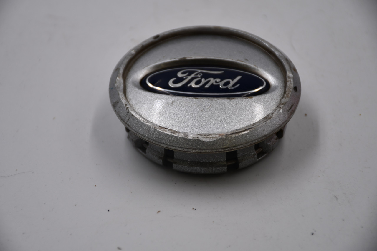 Ford Silver Wheel Center Cap Hub Cap 4R33-1A096-BB 2.75" OEM Ford Snap in