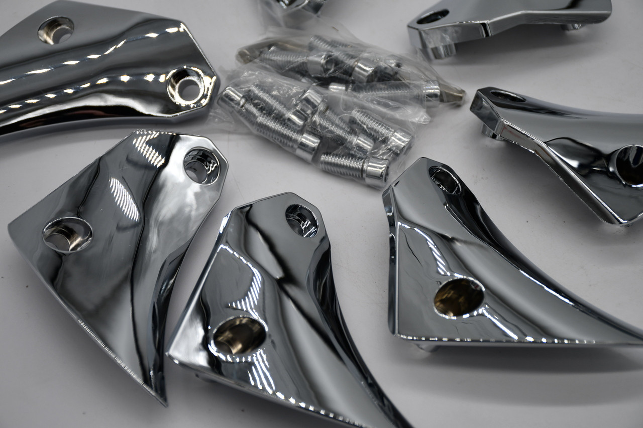 Grid Offroad GRW1179CHINL Wheel Insert – Close-Up of Chrome Finish