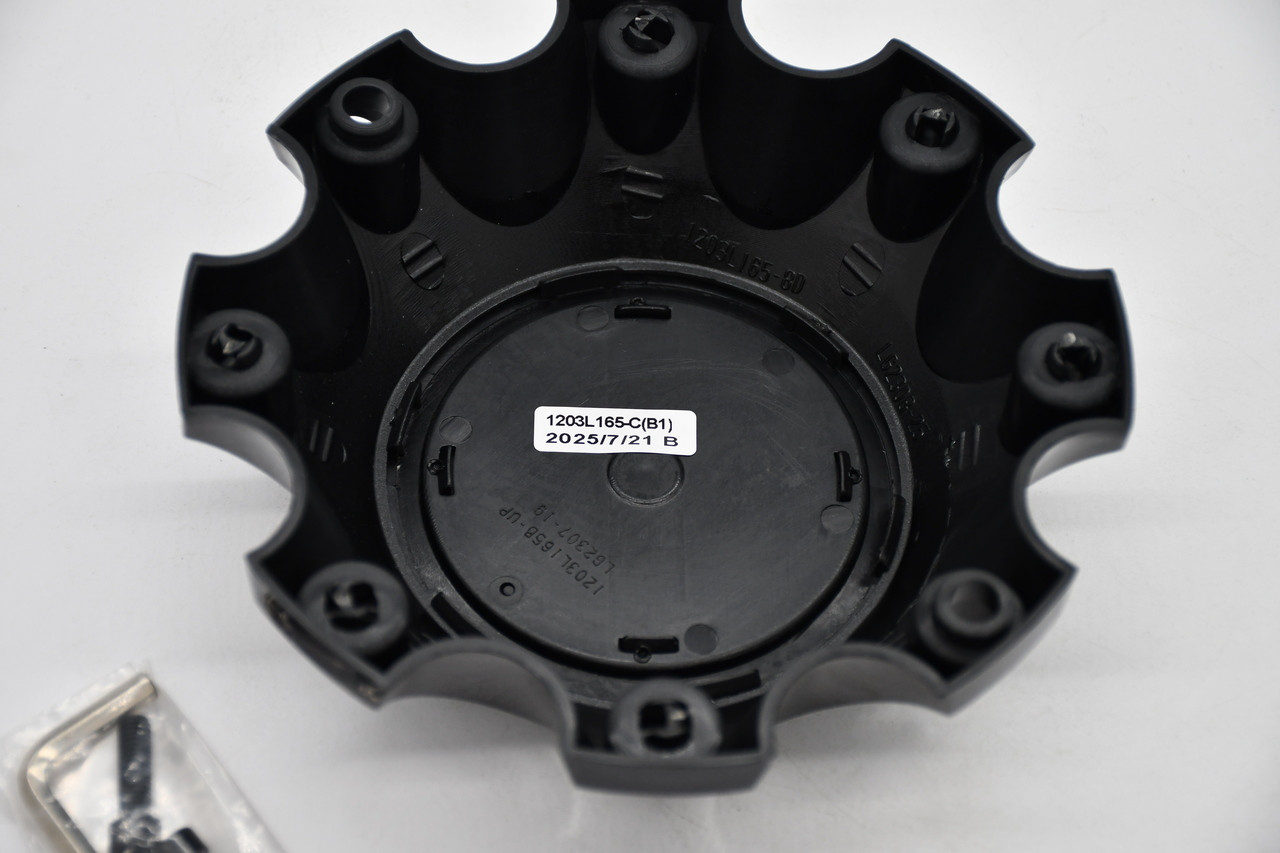 Hardcore Offroad 1203L165-C(B1) center cap backside mounting design