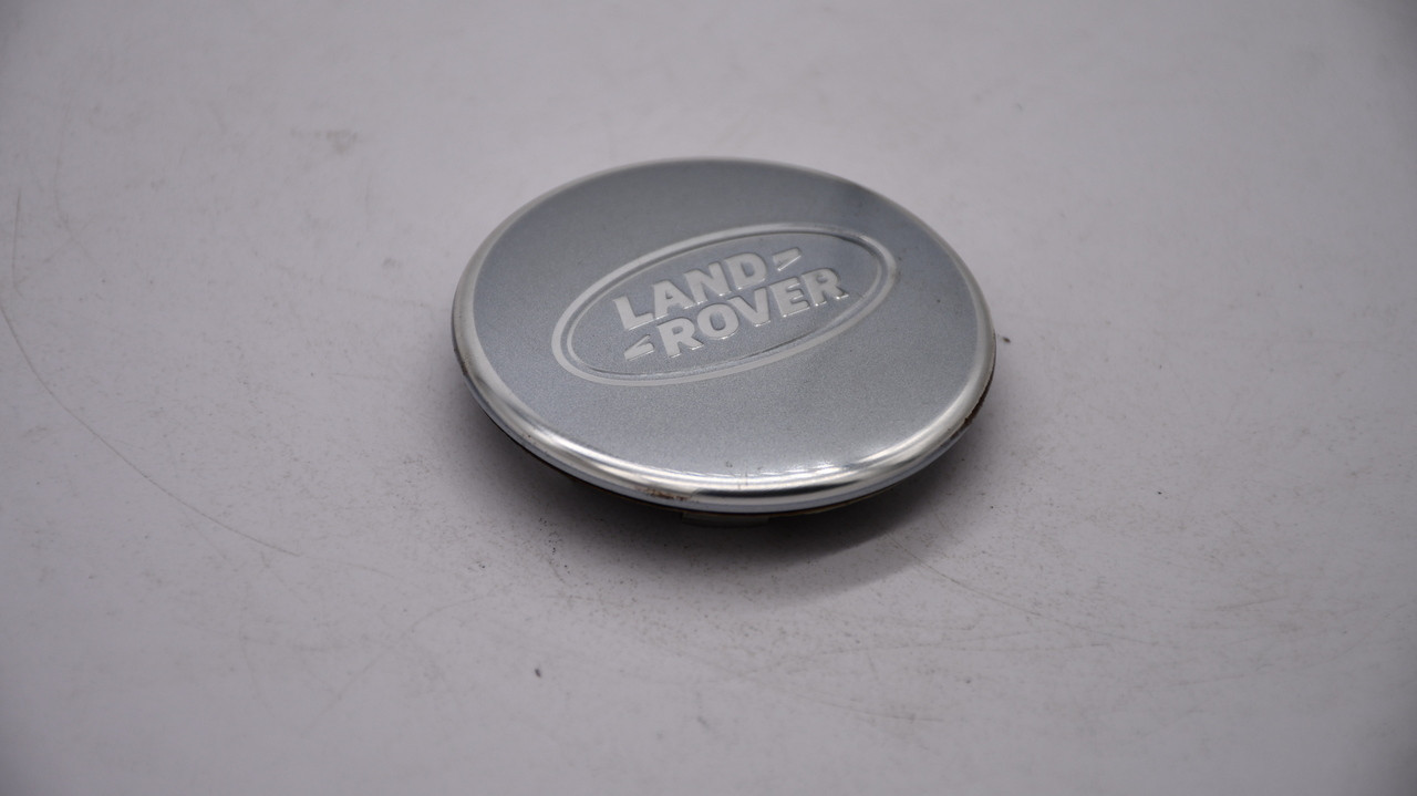 Land Rover FK52-1A096-AA LR06990 silver 2.375 inch replacement center cap
