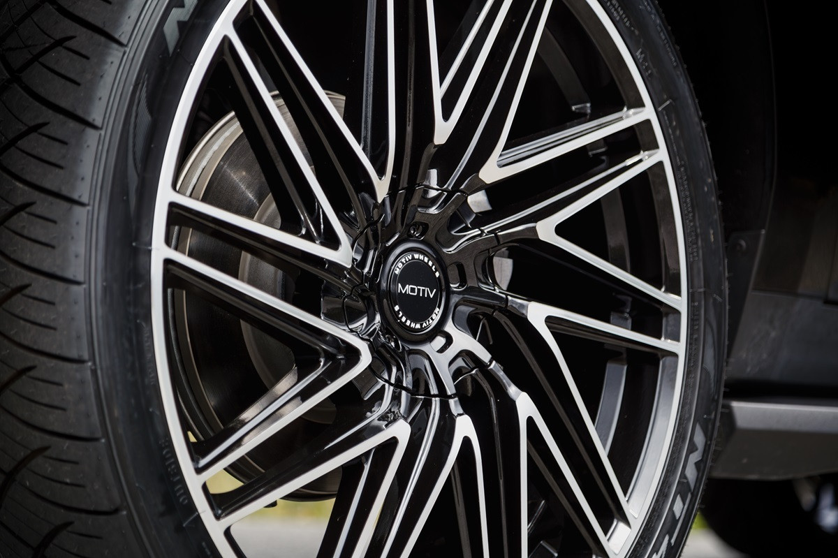 24" Motiv 429MB Align 24x9.5 Machined Black Wheel 5x115 5x120 +15mm Rim