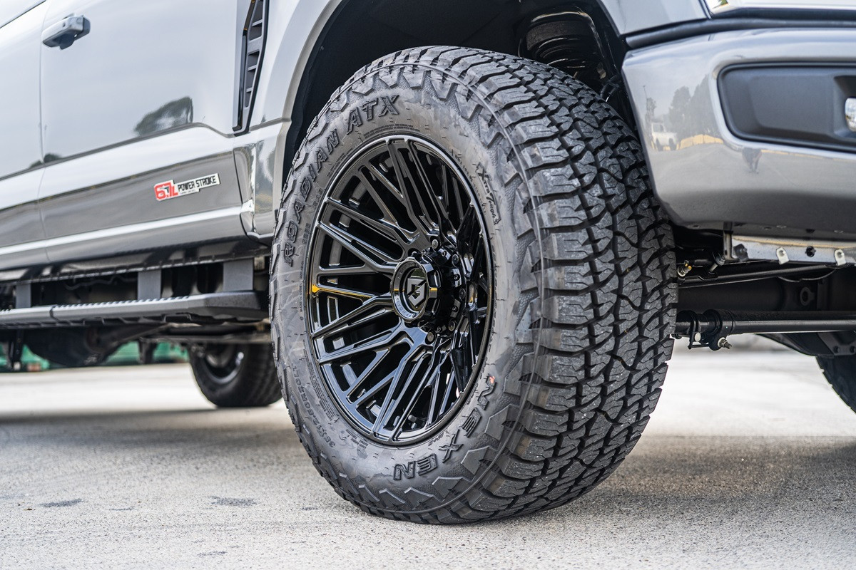 20" Gear Off Road Edge 770B Gloss Black 20x9 Wheel 8x170 18mm For Ford F250 F350