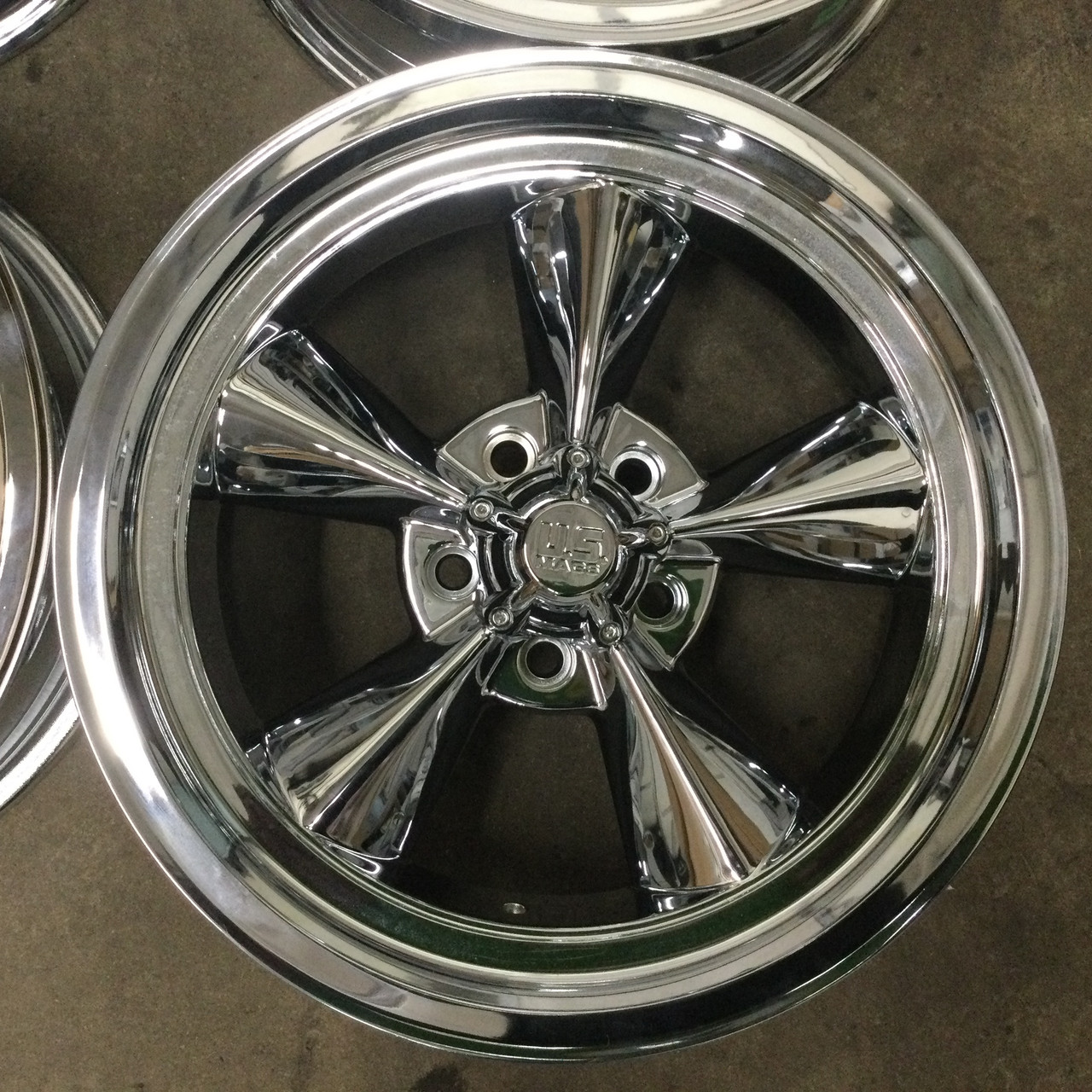 Set 4 US Mag U104 Standard 17x8 5x4.5 Chrome Plated Wheels 17" 1mm Rims