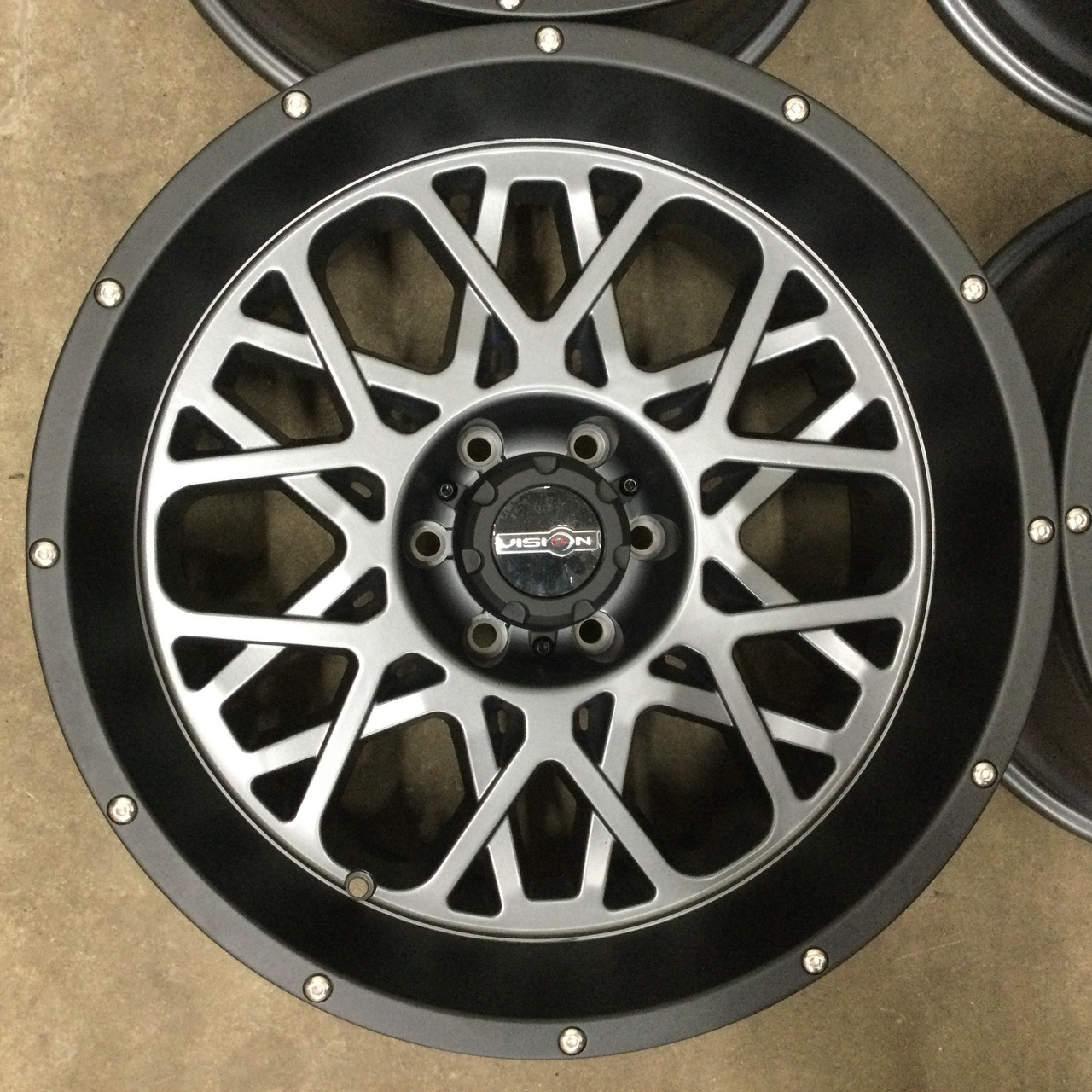 18" Vision 412 Rocker Anthracite with Satin Black Lip Wheel 18x9 5x5.5 Rim 12mm